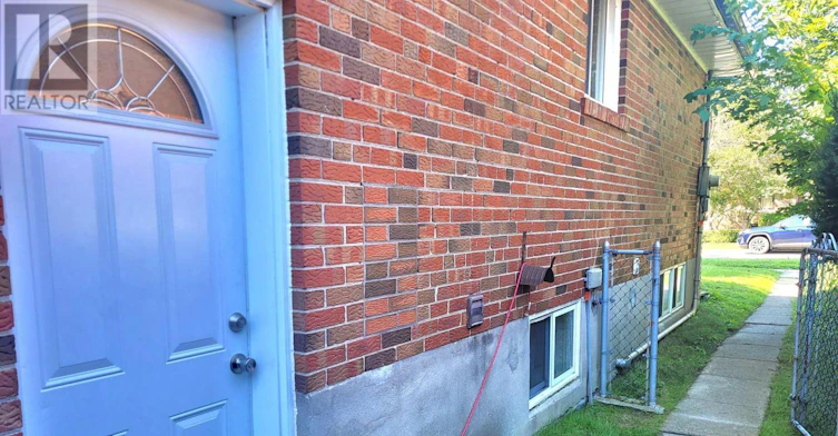 2 Davis Downs Place, Toronto, ON, M1E 3L4 - 3
