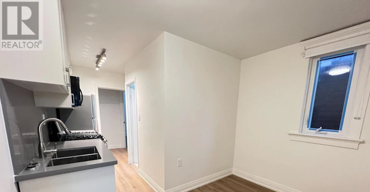 2-82 Curzon Street, Toronto, ON, M4M 3B4 - 6