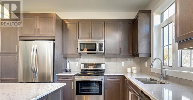 142 Red Pine Street, Blue Mountains, ON, L9Y 0Z3 - 8
