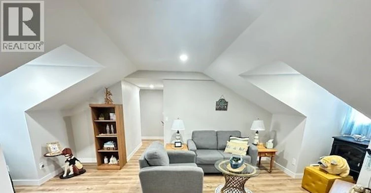 UPPER-554 Notre Dame Street, Lakeshore, ON, N8L 0A3 - 12