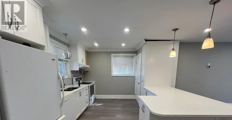 73 Murray Drive, Aurora, ON, L4G 2C2 - 7