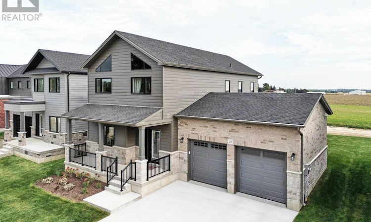 6 Totten Street