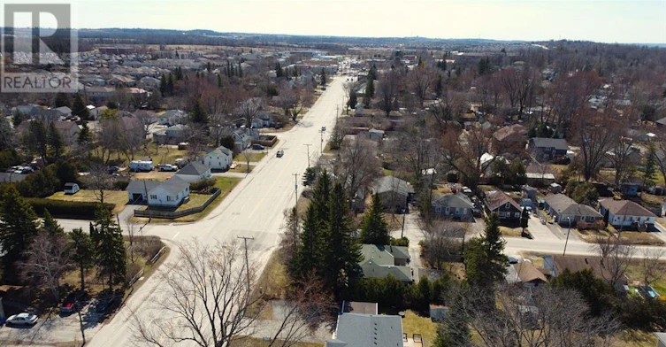 350 The Queensway S, Georgina, ON, L4P 2B9 - 36