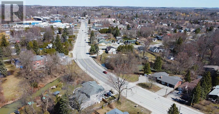 MAIN-350 The Queensway S, Georgina, ON, L4P 2B9 - 24