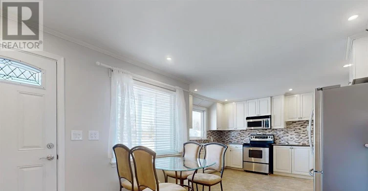 MAIN-350 The Queensway S, Georgina, ON, L4P 2B9 - 5