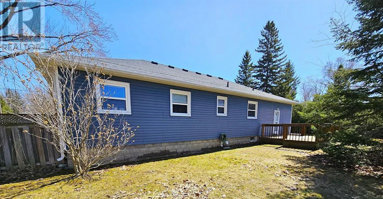 MAIN-350 The Queensway S, Georgina, ON, L4P 2B9 - 17