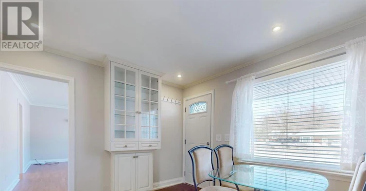 MAIN-350 The Queensway S, Georgina, ON, L4P 2B9 - 9