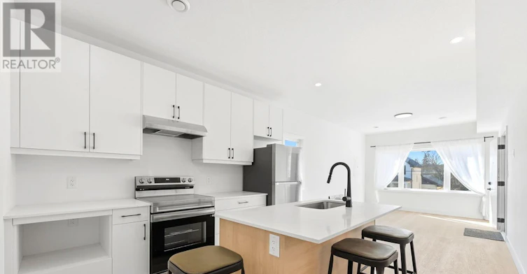 108 Briscoe Street E, London, ON, N6C 1X2 - 12