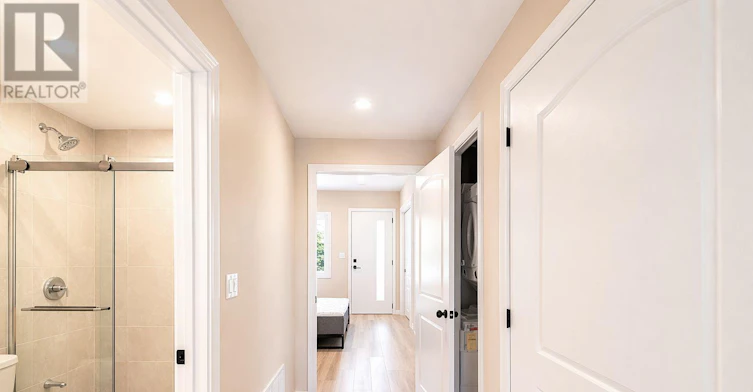 2-15 Waddington Crescent, Toronto, ON, M2J 2Z9 - 13