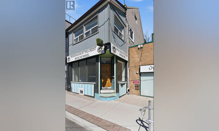 41 Roncesvalles Avenue