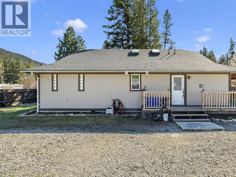 5835 3rd Street, Beaverdell, BC, V0H 1A0