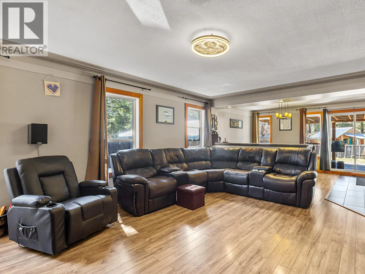 5835 3rd Street, Beaverdell, BC, V0H 1A0 - 27