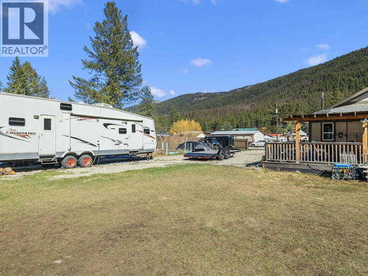 5835 3rd Street, Beaverdell, BC, V0H 1A0 - 17