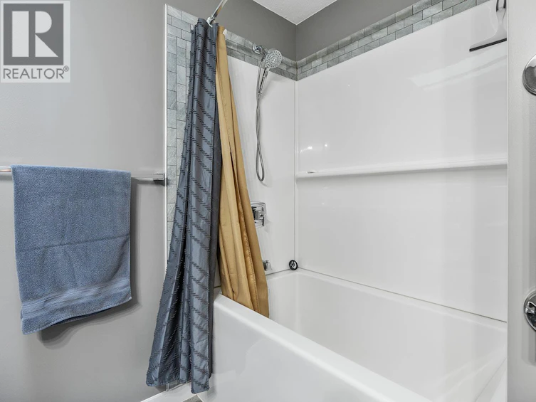 5835 3rd Street, Beaverdell, BC, V0H 1A0 - 46