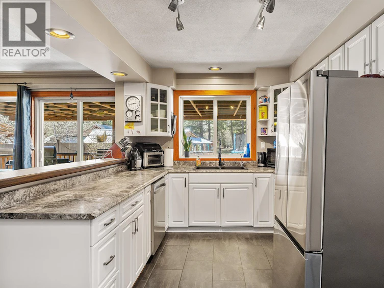 5835 3rd Street, Beaverdell, BC, V0H 1A0 - 32