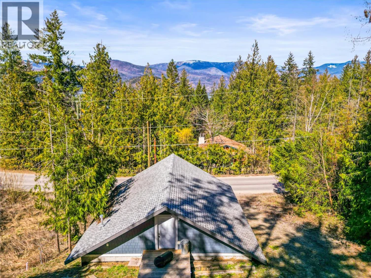 3071 Cedar Drive, Blind Bay, BC, V0E 2W2 - 8