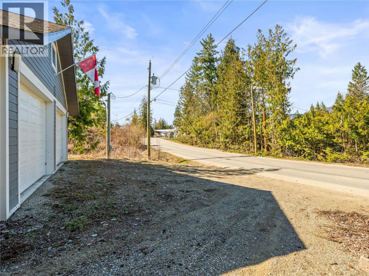 3071 Cedar Drive, Blind Bay, BC, V0E 2W2 - 13