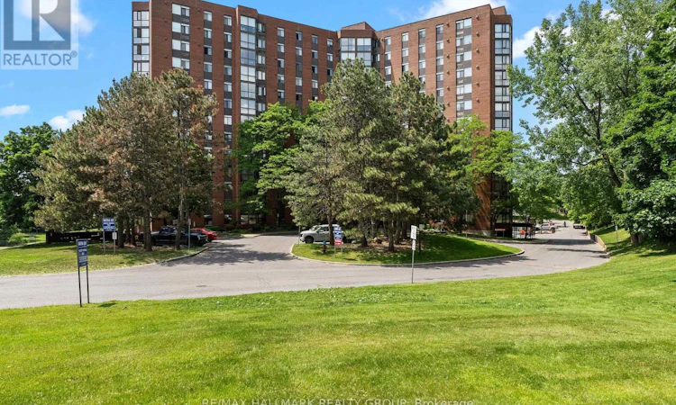 411-2871 Richmond Road