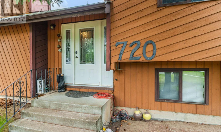 720 Cariboo Trail