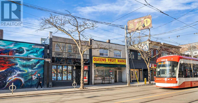 3-566 Queen Street W, Toronto, ON, M5V 2B5