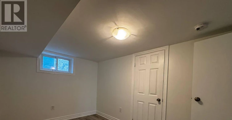 BASEMENT-255 Penn Avenue, Newmarket, ON, L3Y 2S4 - 11