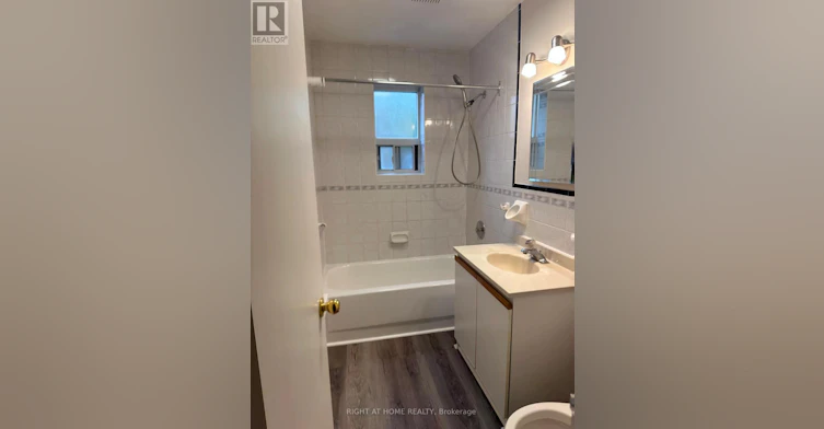 1-57 Superior Avenue, Toronto, ON, M8V 2M7 - 5