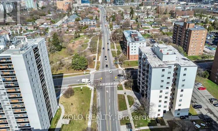 203-2345 Confederation Parkway