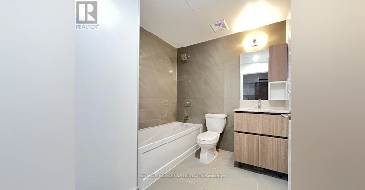511-45 Baseball Place, Toronto, ON, M4M 0E8 - 9