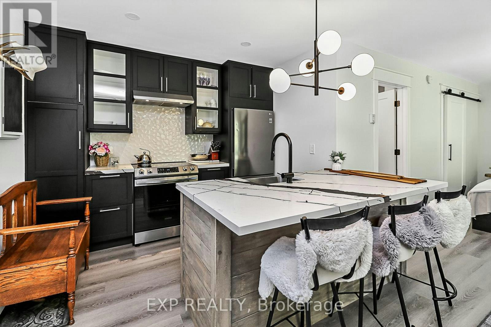 3-15 Dawson Drive, Collingwood, ON, L9Y 5B4
