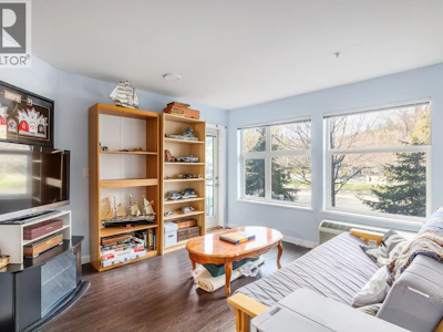 206-555 Yates Road - 2