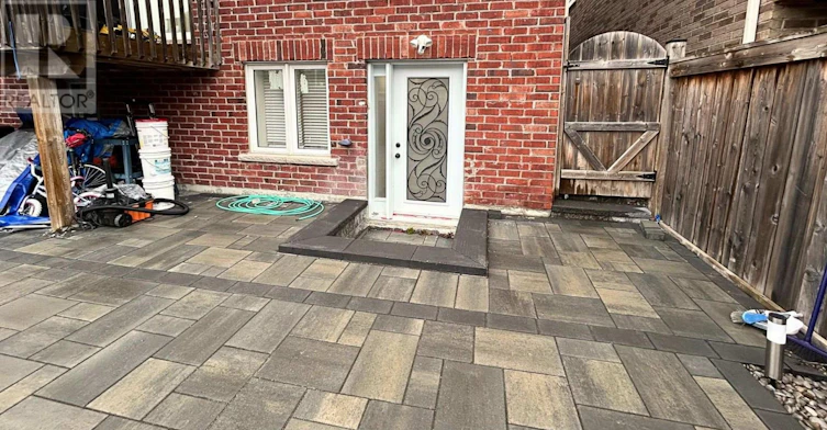 B-133 Sharavogue Avenue, Oshawa, ON, L1L 0G4 - 4