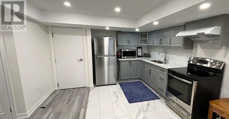 B-133 Sharavogue Avenue, Oshawa, ON, L1L 0G4 - 5