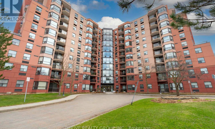 803-600 Talbot Street