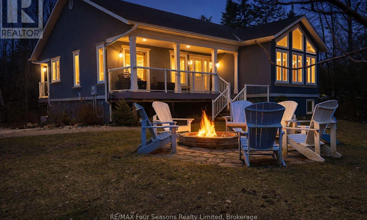 37 Silver Lake Crescent