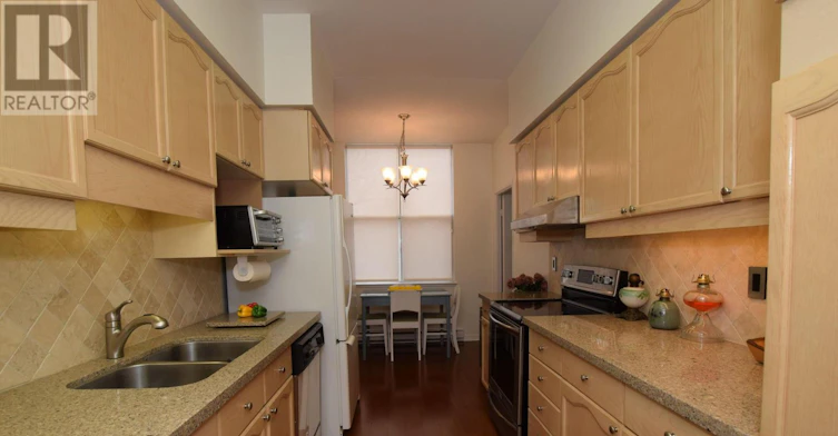 110-2199 Sixth Line, Oakville, ON, L6H 5V3 - 15