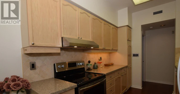 110-2199 Sixth Line, Oakville, ON, L6H 5V3 - 18