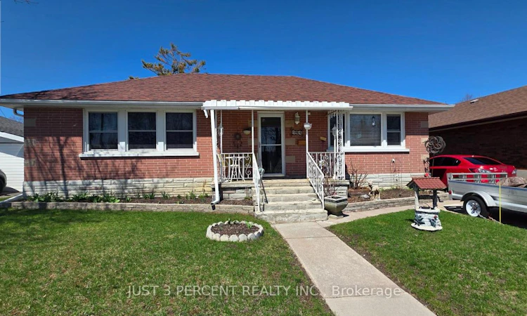 744 Crawford Place