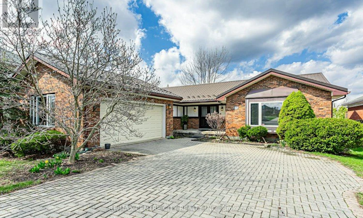 194 Commissioners Road E
