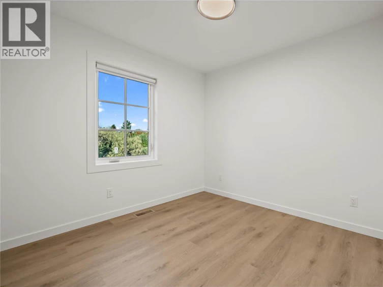 1-2957 Conlin Court, Kelowna, BC, V1Y 7S7 - 31