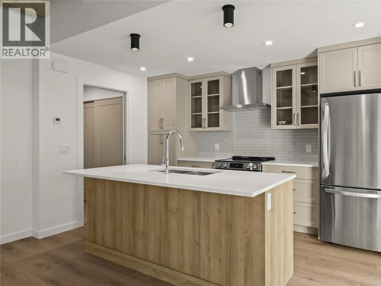 1-2957 Conlin Court, Kelowna, BC, V1Y 7S7 - 10
