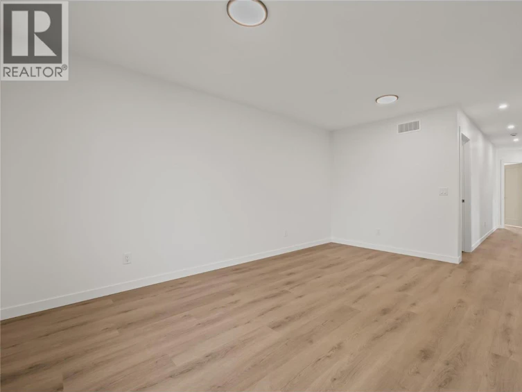 1-2957 Conlin Court, Kelowna, BC, V1Y 7S7 - 29