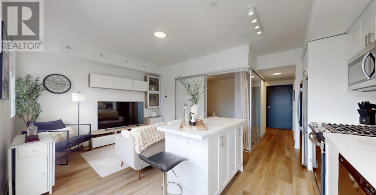 2-1479 O'connor Drive, Toronto, ON, M4B 2V5 - 6
