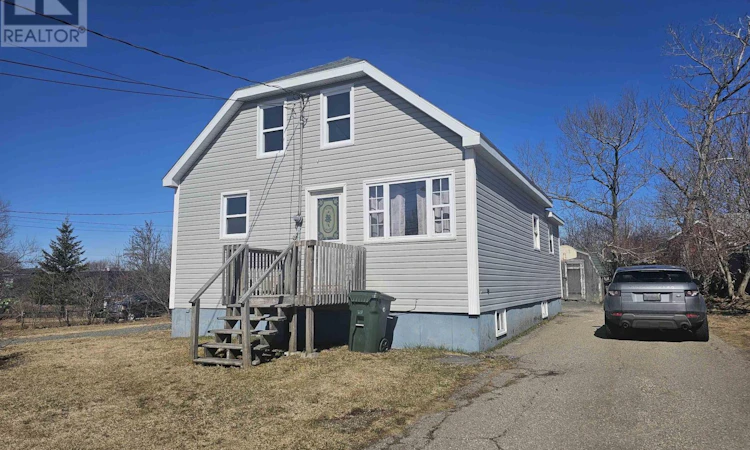 105 Mitchell Avenue