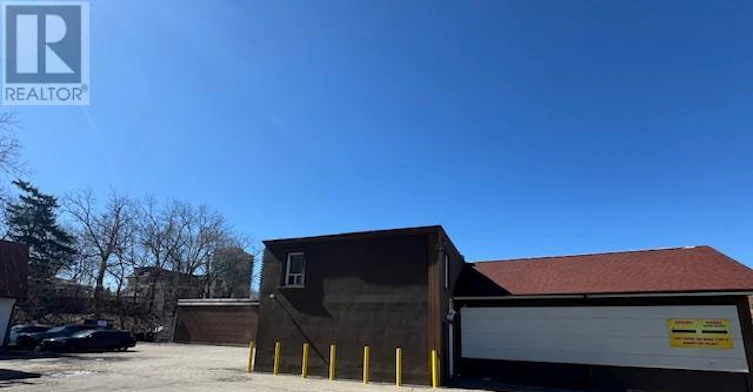 23 George Street N, Brampton, ON, L6X 1R3 - 4