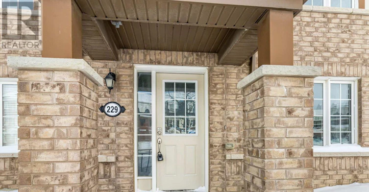229 Remembrance Road, Brampton, ON, L7A 4P2 - 3