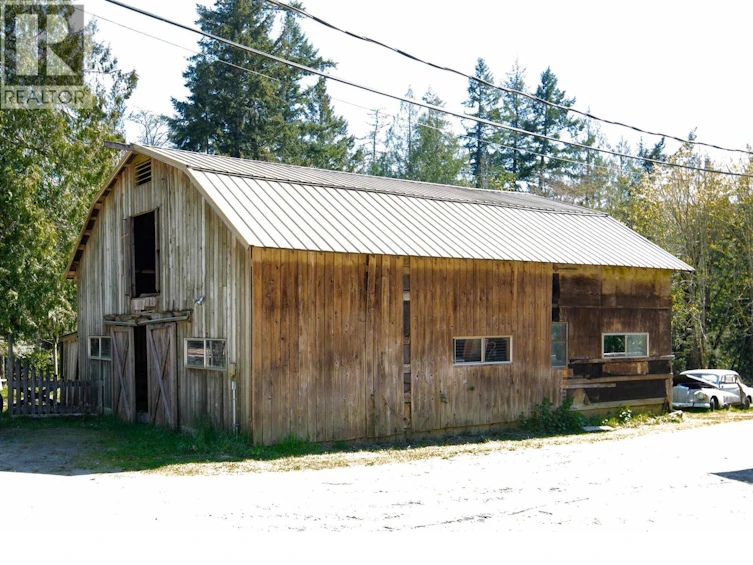 1671 Fulford Ganges Road, Salt Spring Island, BC, V8K 2A8 - 4