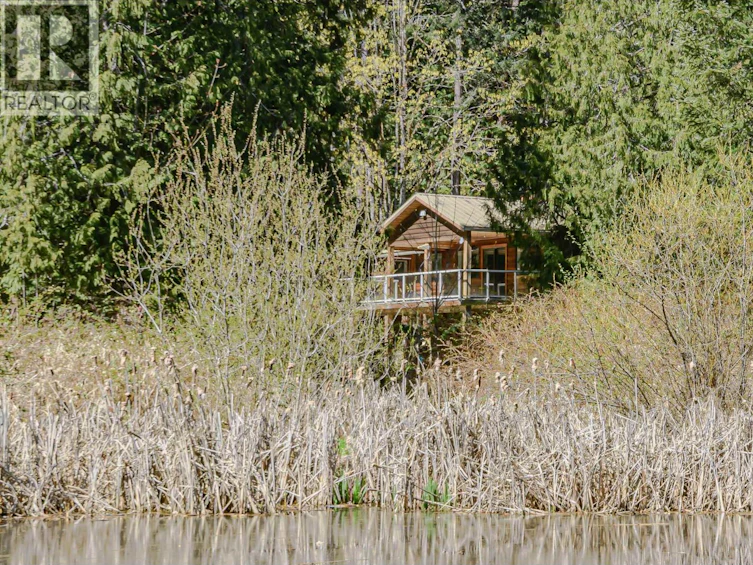 1671 Fulford Ganges Road, Salt Spring Island, BC, V8K 2A8 - 11