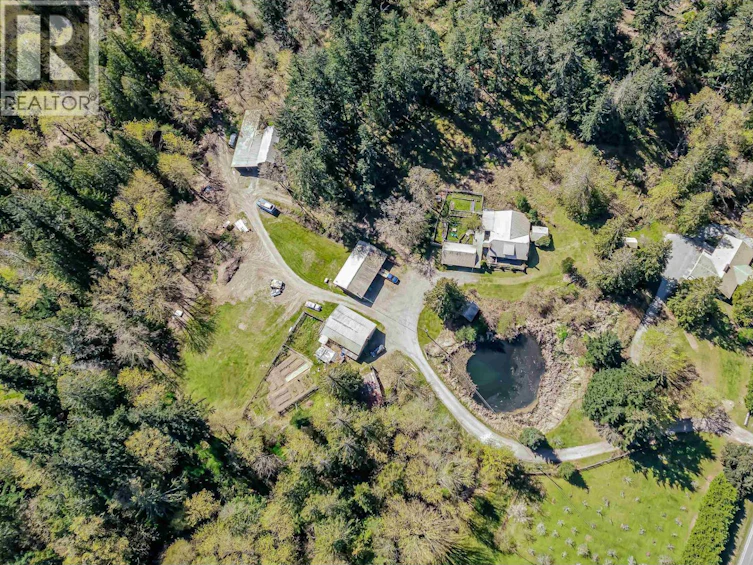 1671 Fulford Ganges Road, Salt Spring Island, BC, V8K 2A8 - 17