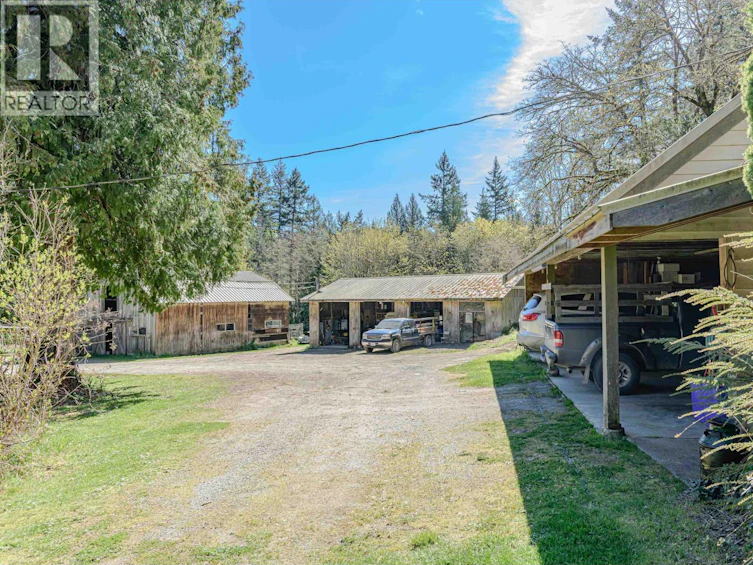 1671 Fulford Ganges Road, Salt Spring Island, BC, V8K 2A8 - 3