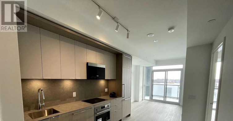 512-6 Greenbriar Road, Toronto, ON, M2K 1H4